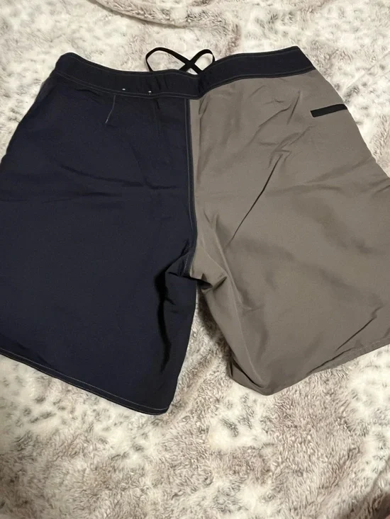 Patagonia Two-Tone Navy/Tan Men's Swim/Board Shorts-Men’s 38 - Picture 2 of 6